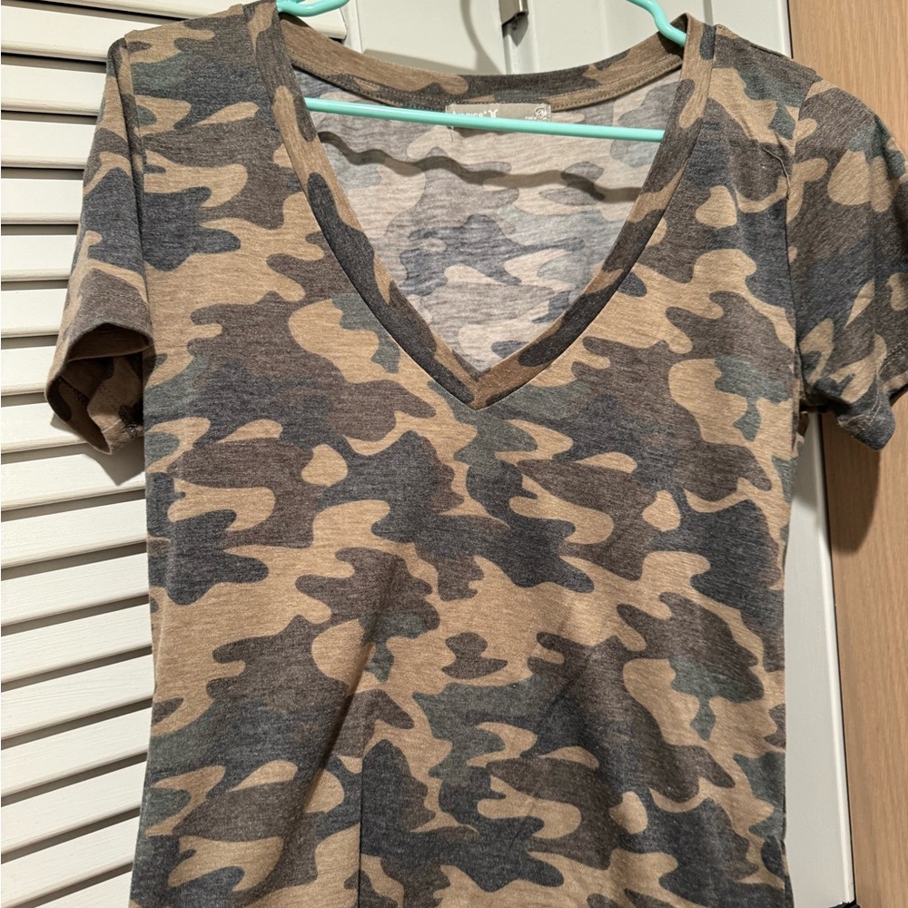Green Military t-shirt